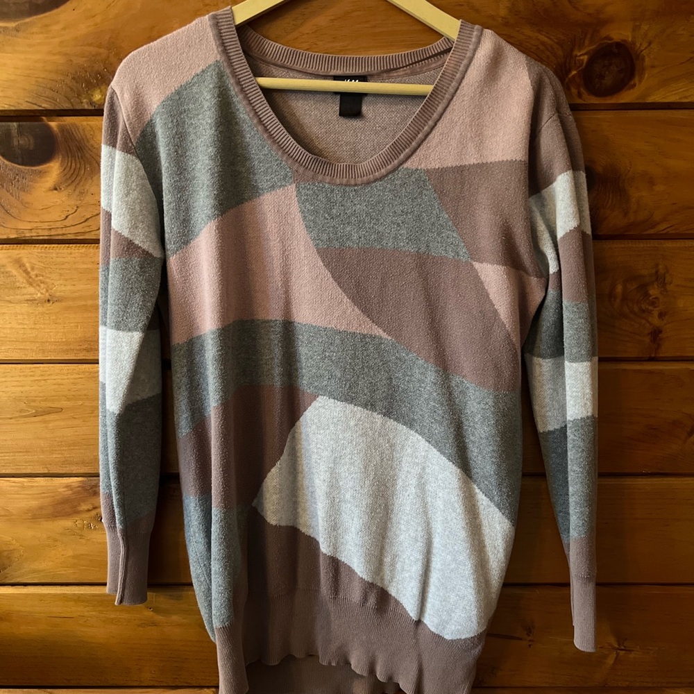 H&M Oversized Women's Sweater - Multicolor Abstract Design